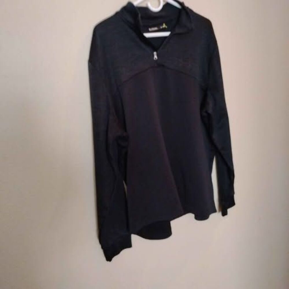 Under Armour Men’s Black Full Zip Jacket Lightweight Athletic Fit